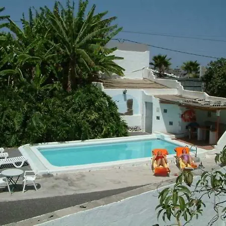 Hotel Cho Manuel